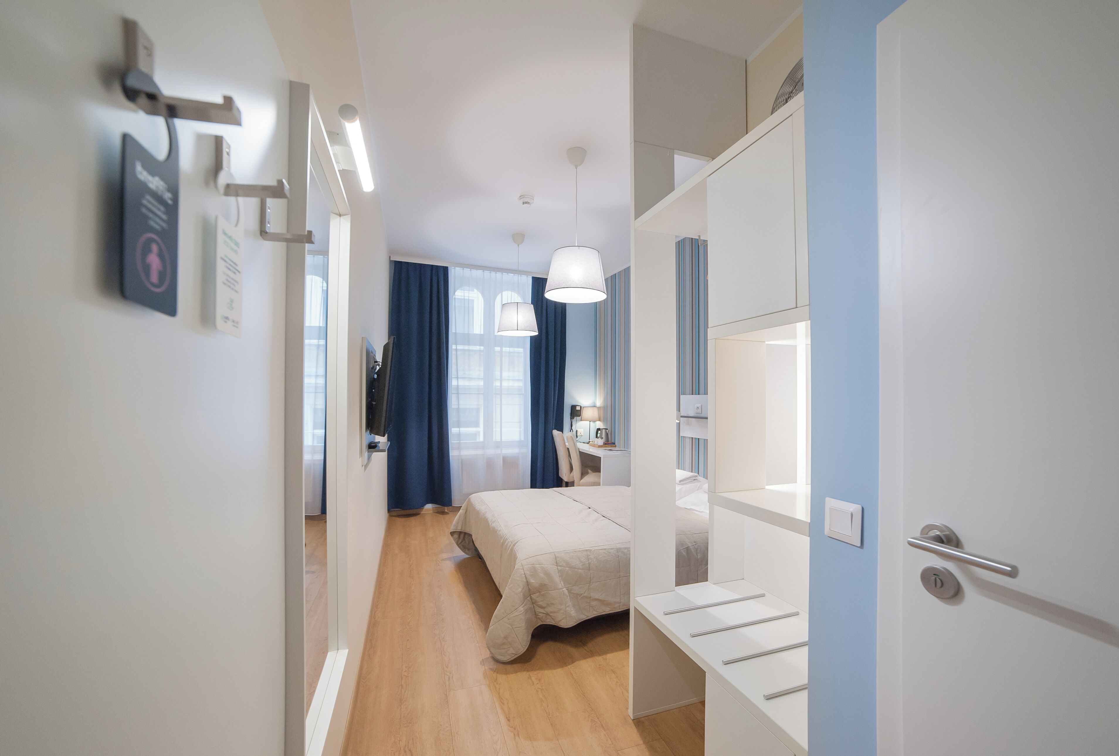 standard double room | soundproofing, iron/ironing board, free wifi, bed sheets