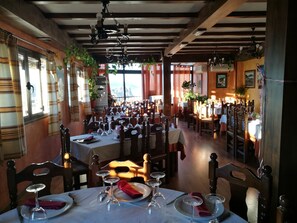 Interior detail - Balcon del Velillos - Rincón de Marcelo (Moclin)