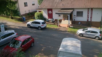 Parkir mandiri gratis