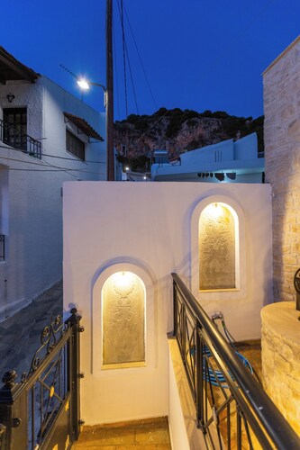 The Bridge House in Spili