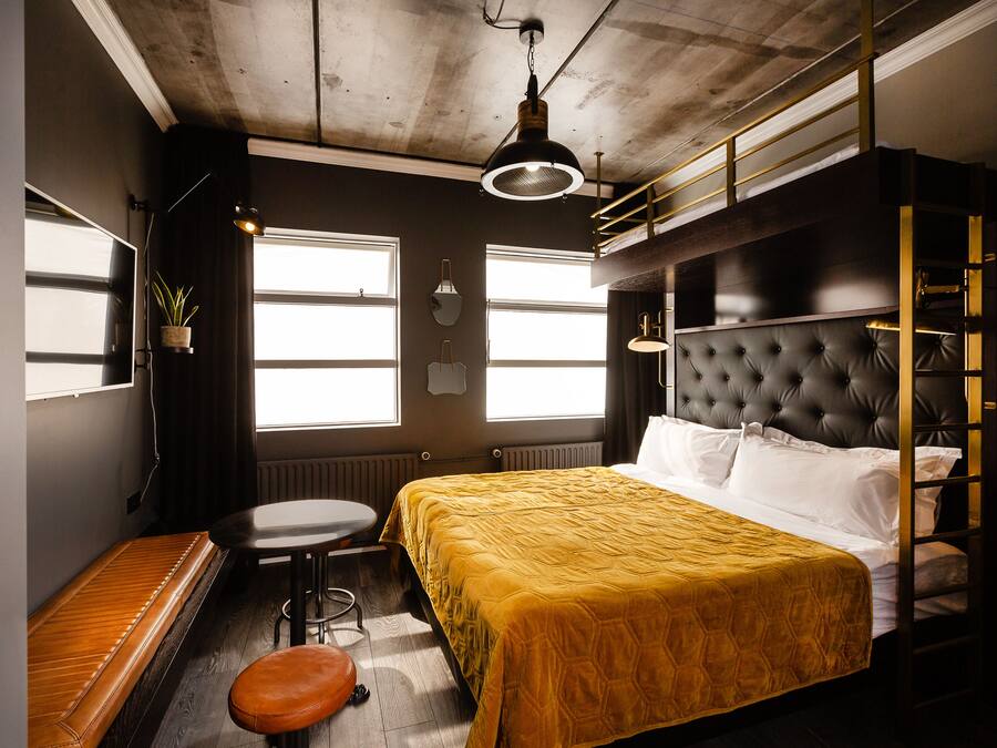 Deluxe Studio (bunk) | Front of property