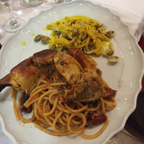 Lunch and dinner served, Italian cuisine