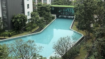 Kolam renang outdoor