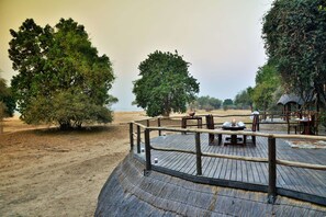 Exterior - Mana Pools Safari Lodge (Hurungwe)