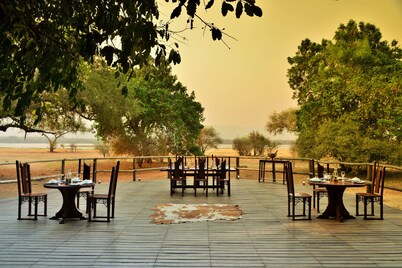 Mana Pools Safari Lodge