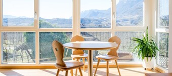 Lujoso apartamento "Villa Sonnenschein" con terraza, increíbles vistas y jardín