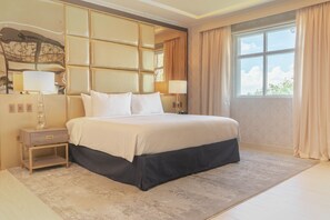 Ropa de cama de alta calidad, colchones con acolchado adicional, minibar