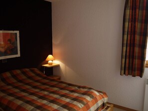 2 bedrooms, WiFi - Ski-in/Ski-out apartment for 6 in Méribel (Méribel)