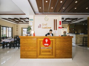 Reception - OYO 263 Hotel Sublime (Pokhara)