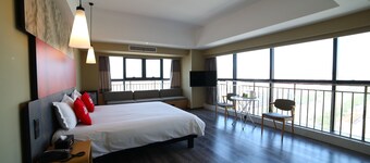 ibis Weihai Oriental New Ground  Hotel