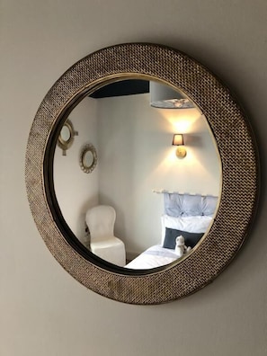 Junior Twin Room (Les Enfants Sages) | Room amenity - Il Etait Une Fois à L'Ouest (Plestan)