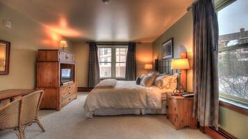 3 多间卧室、办公桌、熨斗/熨衣板、旅行婴儿床