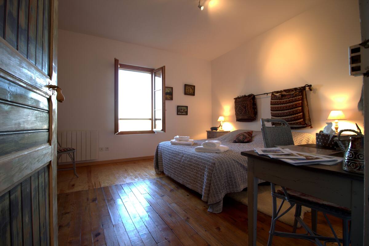 Double Room (Route de la Soie)