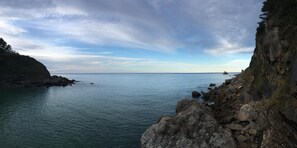 Beach nearby - Bekale (Ea)