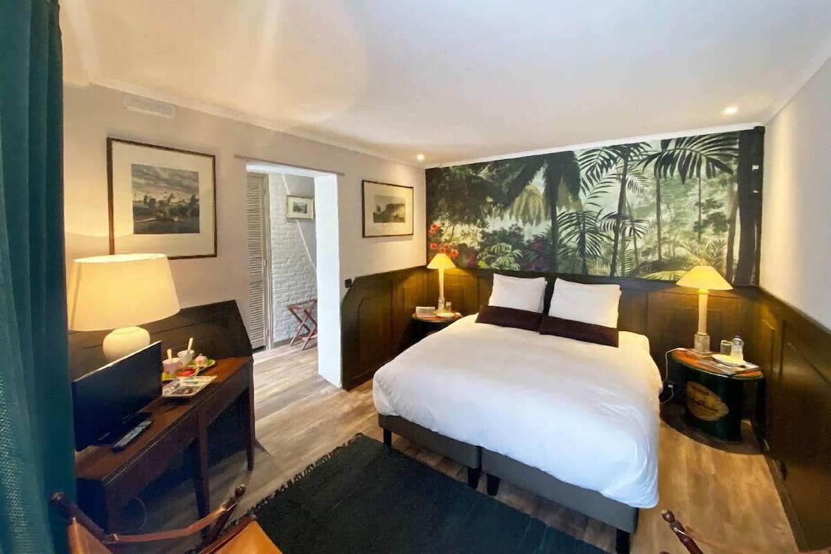 Chambre Standard, 1 très grand lit | 2 chambres, literie de qualité supérieure, surmatelas