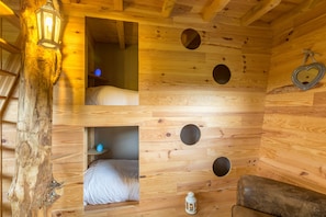 Comfort Tree House, Terrace, Valley View