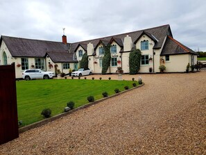 Free self parking - Chatterley House (Ilkeston)