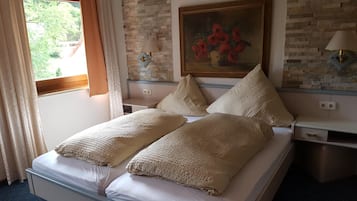 Minibar, Zimmersafe, Verdunkelungsvorhänge, kostenlose Babybetten