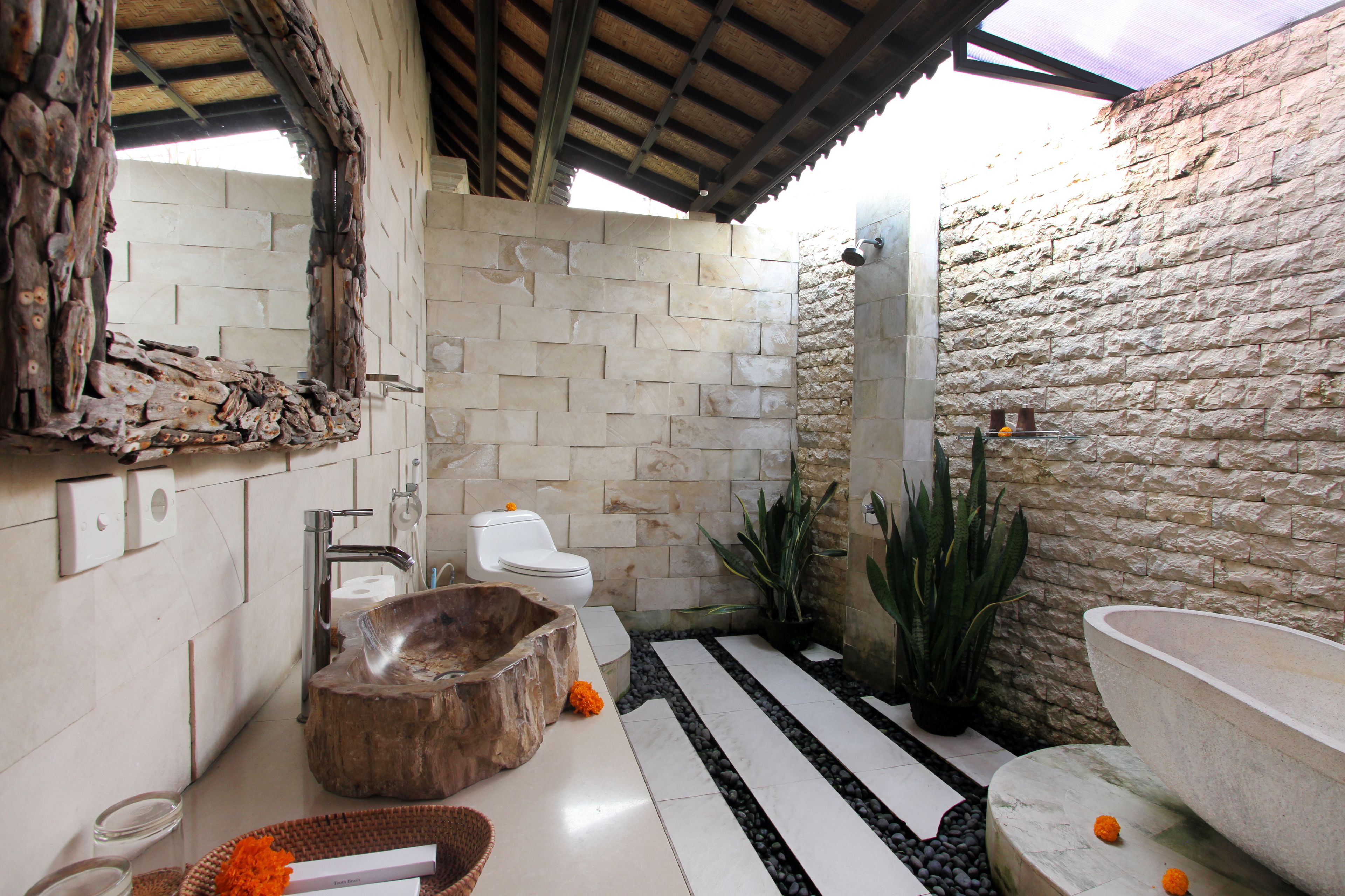 One Bedroom Pool Villa | Badezimmer | Kostenlose Toilettenartikel, Haartrockner, Handtücher