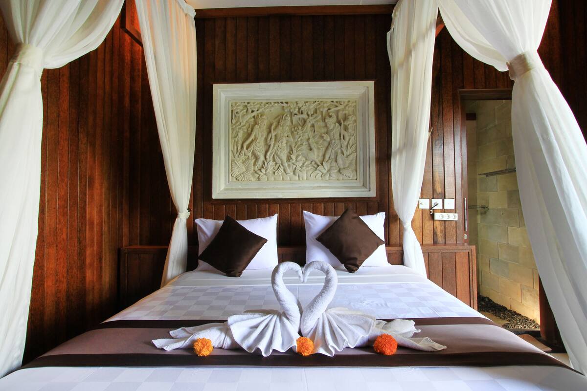 Two Bedroom Villa with Private Pool | Premium bedding, minibar, in-room safe, desk