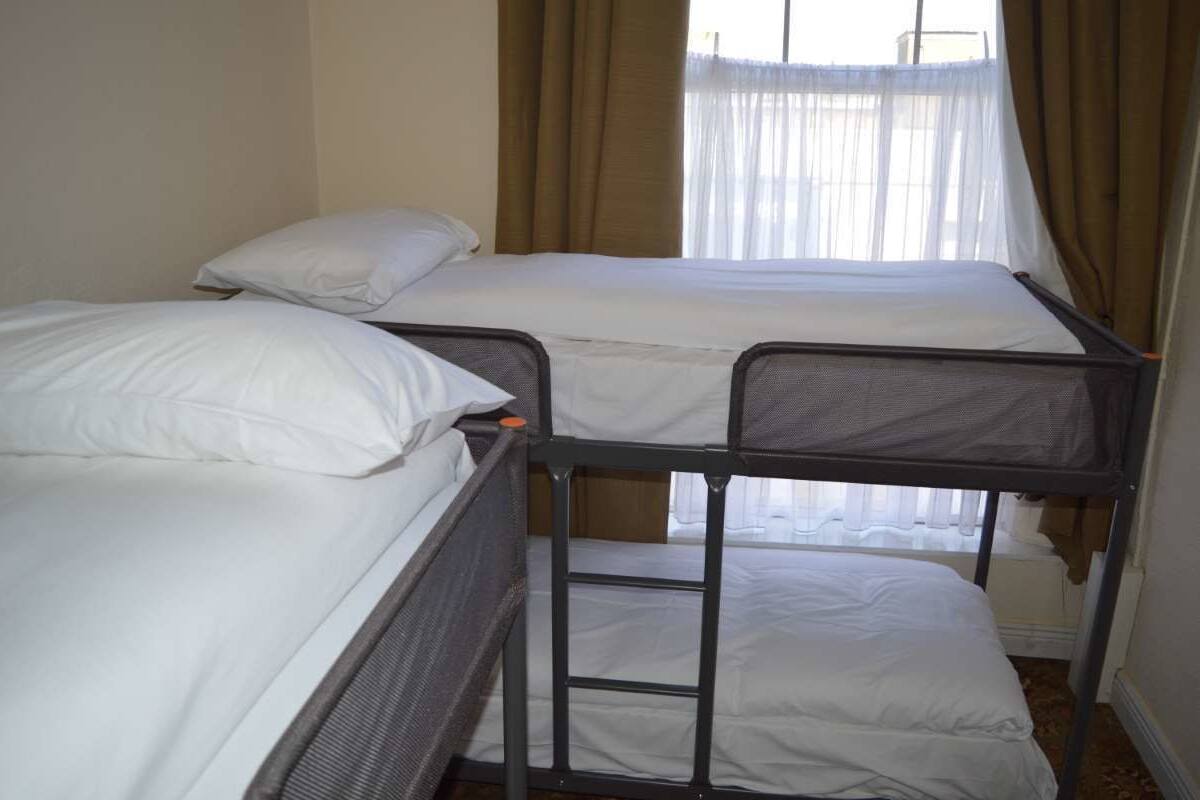 Bed in 6-Bed Mixed Dormitory Room  | WiFi (free)