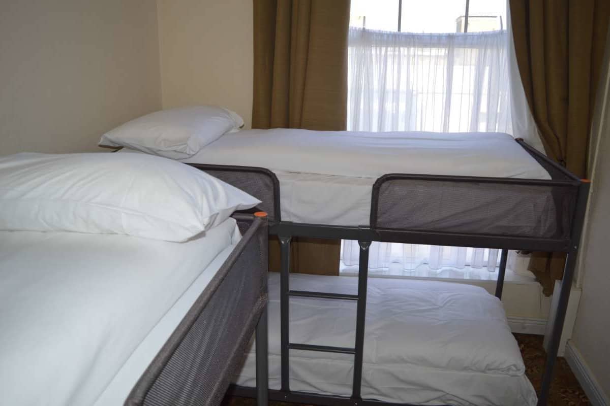 Shared Dormitory | Wi-fi percuma