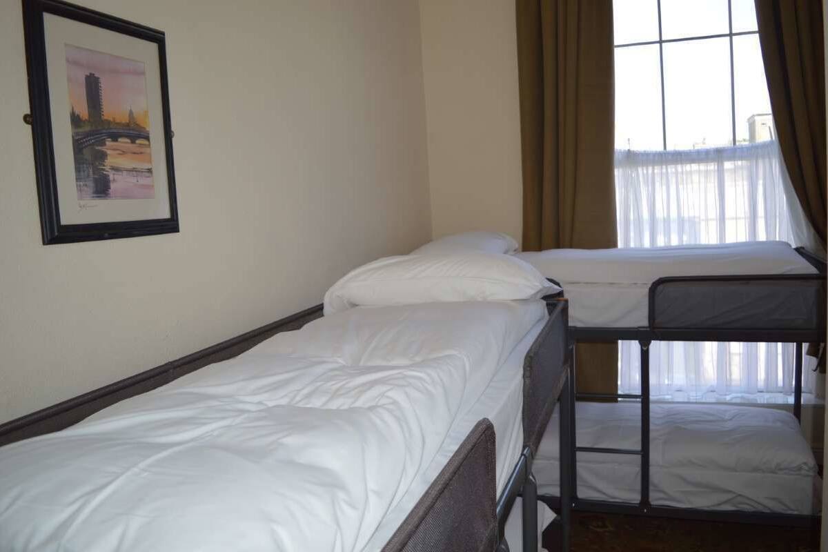 Bed in 4-Bed Mixed Dormitory Room  | WiFi (free)