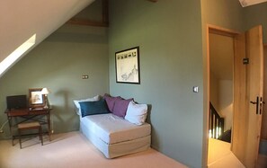 Individually decorated, individually furnished, blackout curtains - Les Jardins de la Matz (Plouer-sur-Rance)