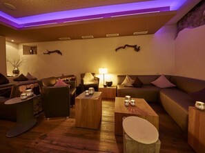 Lobby-Lounge