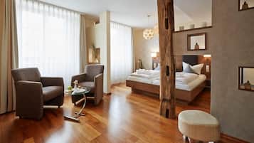 Deluxe Double Room | In-room safe, blackout drapes, soundproofing, iron/ironing board