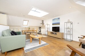 Televisio, työhuone