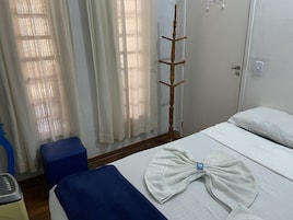 Habitación estándar doble | Wifi gratis y ropa de cama