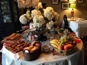 Petit déjeuner buffet compris tous les jours