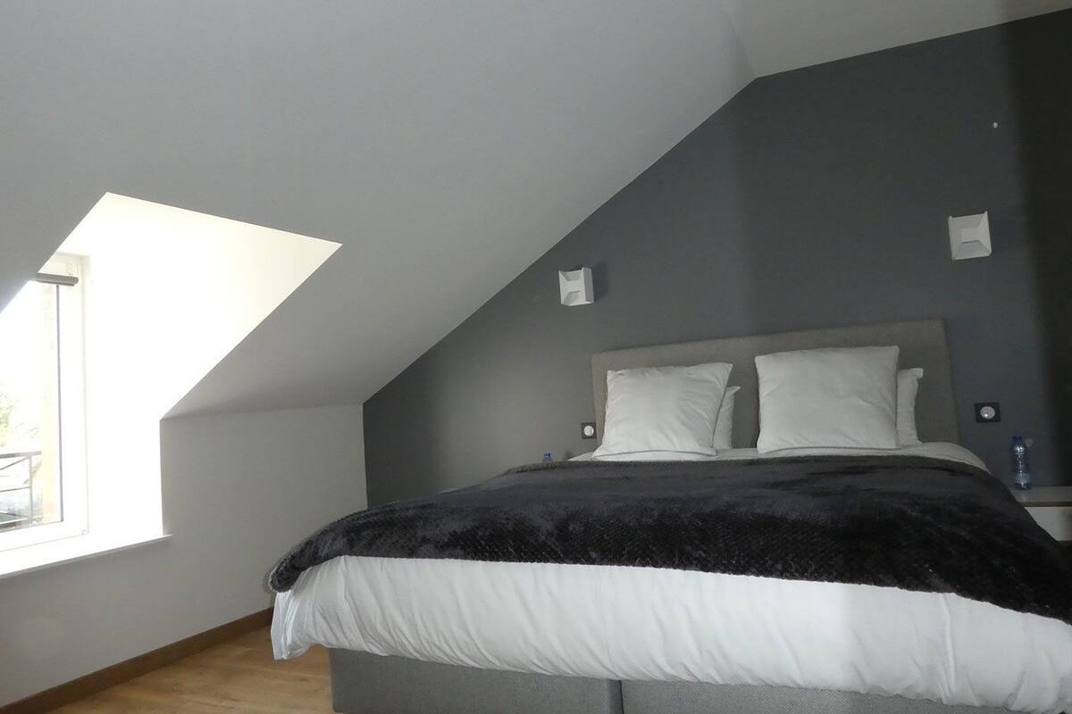 Wi-Fi gratuit, décoration personnalisée, ameublement personnalisé