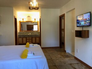 Minibar, free WiFi, bed sheets - Beach Wind Hotel (Trairi)