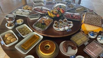 Petit déjeuner buffet compris tous les jours