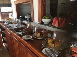 Desayuno buffet incluido todos los días