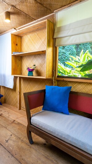 Bộ trải giường, có lối đi dành cho xe lăn 