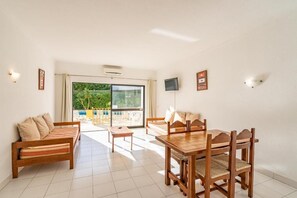 2 bedrooms, in-room safe, blackout drapes, free WiFi - Eirasol by Portugalferias (Albufeira)