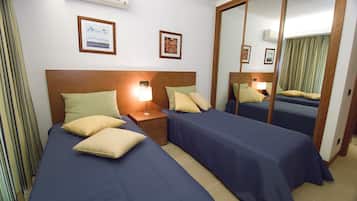 Apartment, 1 Bedroom | 2 bedrooms, in-room safe, blackout curtains, free WiFi