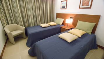 Apartment, 1 Bedroom | 2 bedrooms, in-room safe, blackout drapes, free WiFi