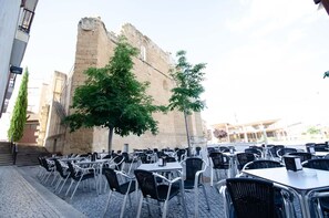 Outdoor banquet area - Hotel Puerta Ciudad Rodrigo (Ciudad Rodrigo)