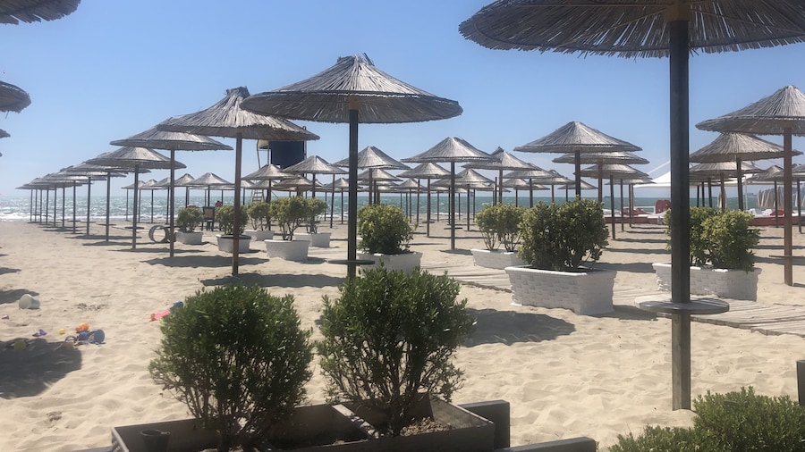 Sunrise Hotel Çameria