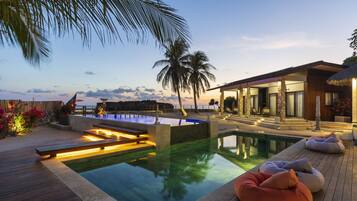 2 outdoor pools, pool umbrellas, sun loungers
