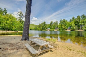 Property grounds - New Hampshire Vacation Rental - Walk to Beach! (Madison)