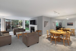 TV, peis og DVD-spiller