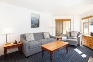 スマートテレビ、暖炉、ステレオ