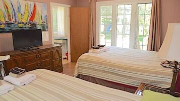 1 habitación, acceso a internet y ropa de cama