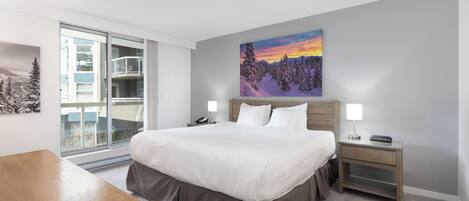 3 室のベッドルーム、アイロン / アイロン台、WiFi、ベッドシーツ