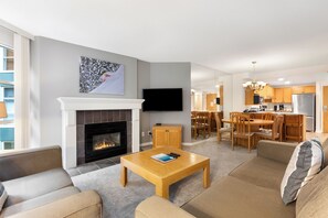 TV, fireplace, DVD player